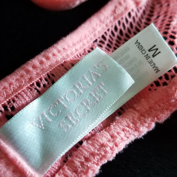 Victoria's Secret Coral Underwire Chemise Lingerie - Picture 3 of 4